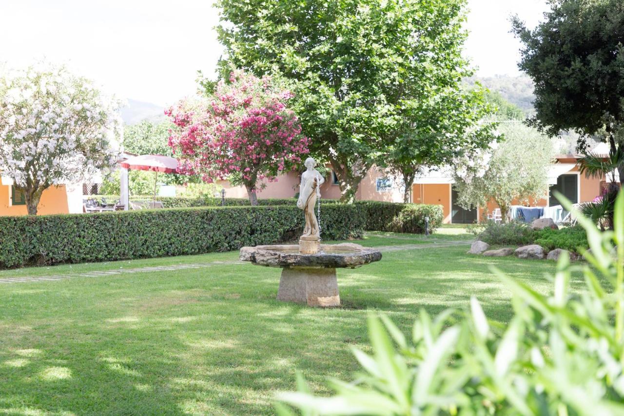 Country Hotel Residence Da Pilade Capoliveri  Exterior photo